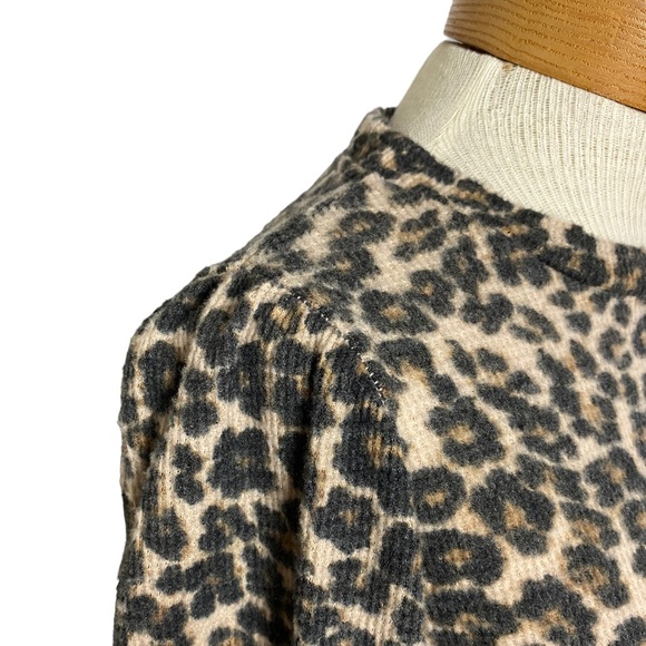 Riley & Rae long sleeve brushed waffle cheetah XS - Picture 6 of 9